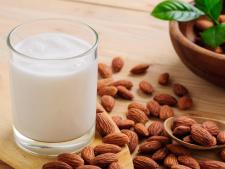 Almond Milk Homemade (10%)  Vegan class=