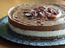 Raw chocolate cheesecake